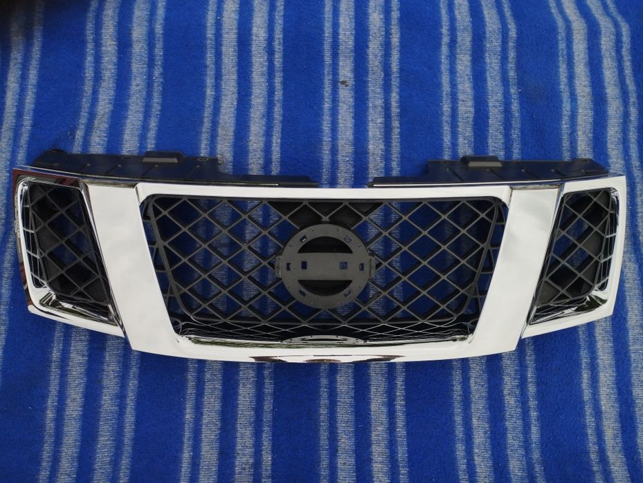 Grill atrapa Nissan Navara d40 polift lift po lifcie 10-14