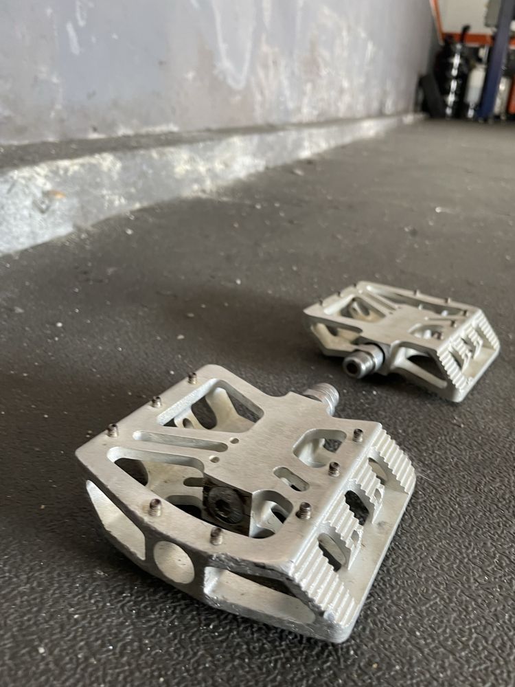 Pedais para bicicleta