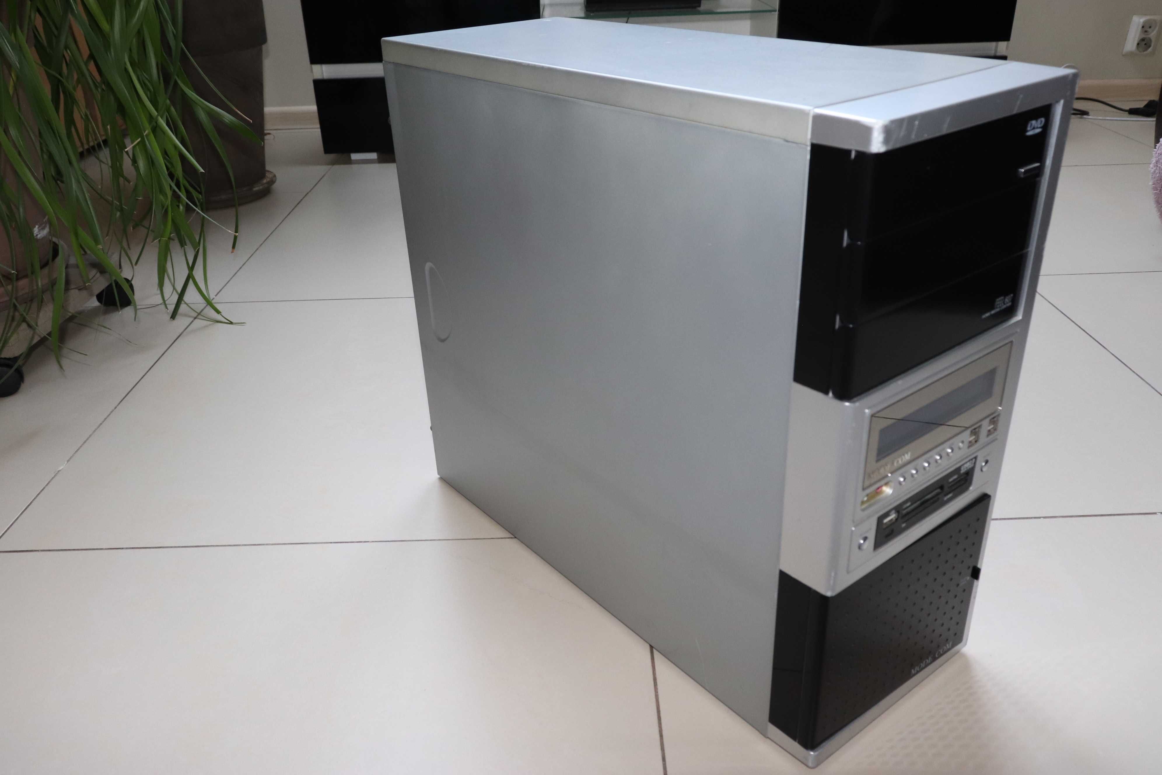 Komputer Gigabyte GA-P55-US3L GF8500GT Intel i5 750 TakeMe 700W LCD