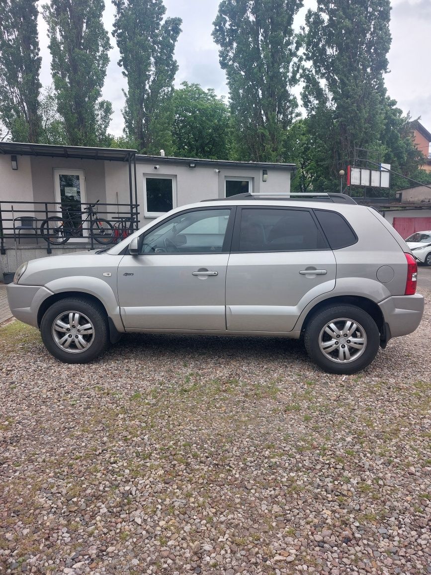 Hyundai Tucson 2,0crdi 4x4 2009 r z webastem