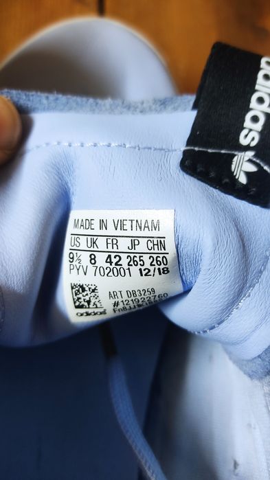 Жіночі кросівки Adidas Sleek Super W