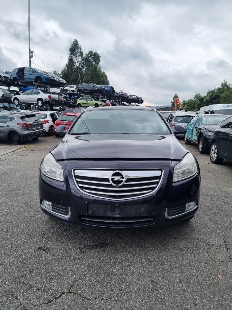 Opel Insignia 1.9 CDTi de 2012 para peças