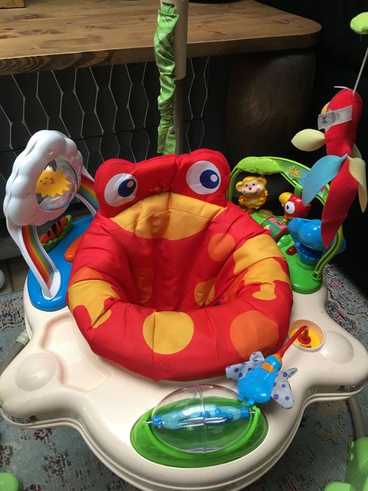 Skoczek dla maluchów - idealna zabawa,