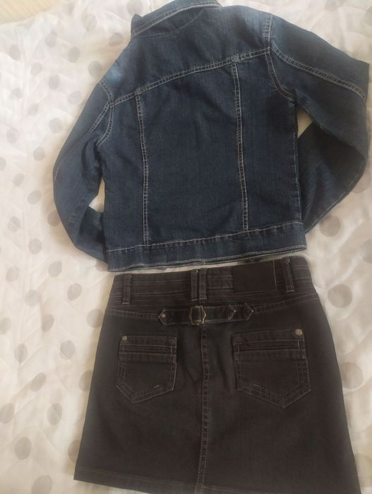 Фірмові джинсові курточки розміром  М та  S