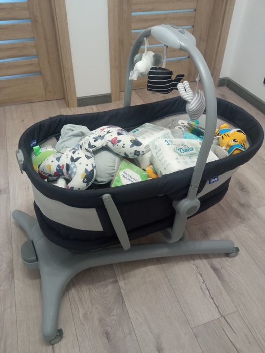 Łóżeczko baby Chicco hug 4w1