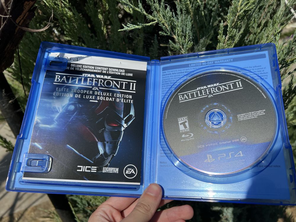 PS4: Диск Star Wars: Battlefront II