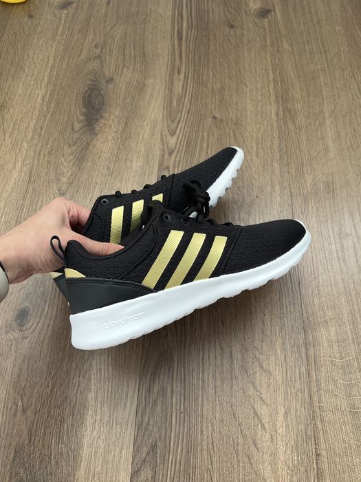 Нові кросівки жіночі чорні з золотим 41 40 розмір adidas