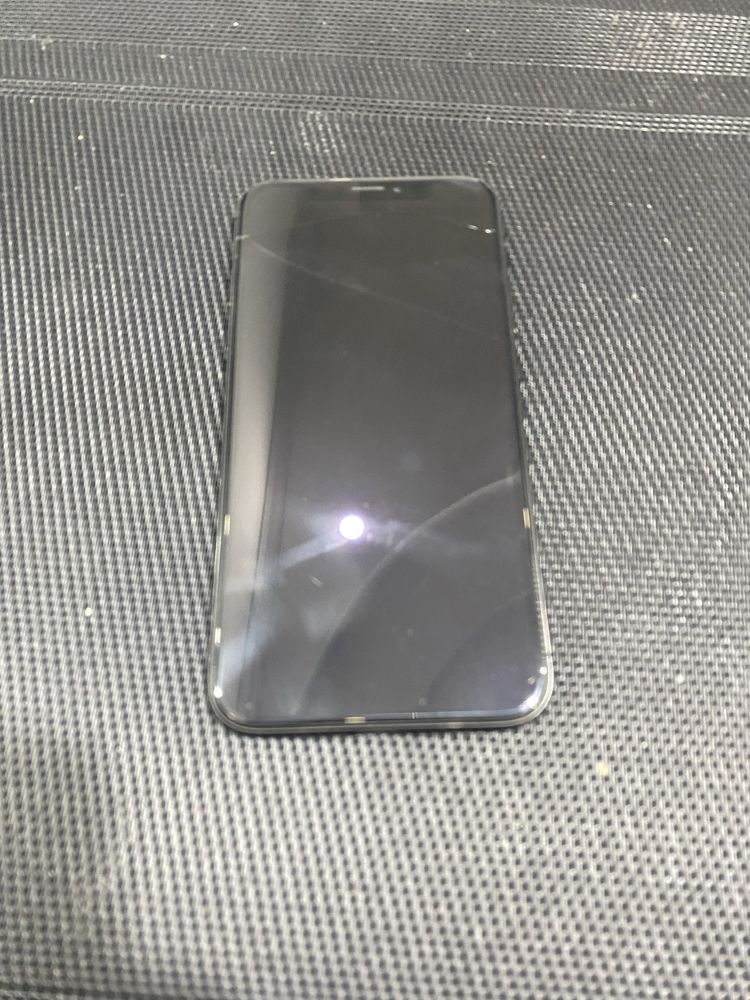 Iphone x в нормальному стані