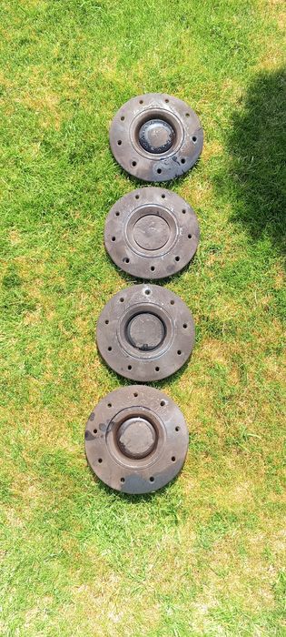 Ковпаки колісних дисків