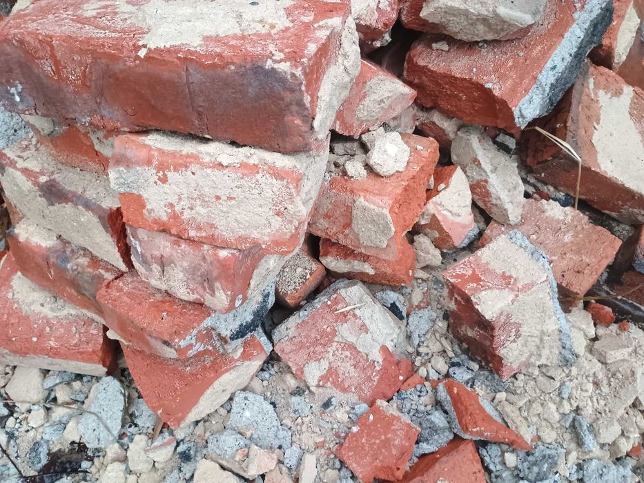 Oddam kruszywo - gruz ceglany za darmo