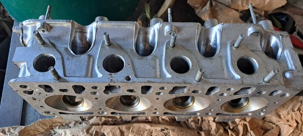 Головка блока циліндрів М412, 2140, 2141, 1,5л, срср.