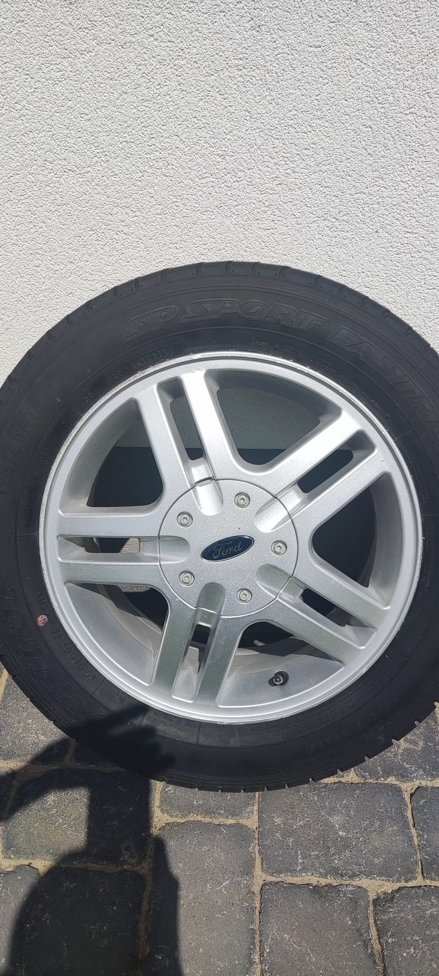 Koła, felgi ford focus  15cali  gratis nakrętki