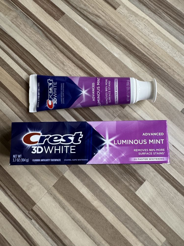 Отбеливающая зубная паста  Crest 3D White Advanced Luminous 104 гр