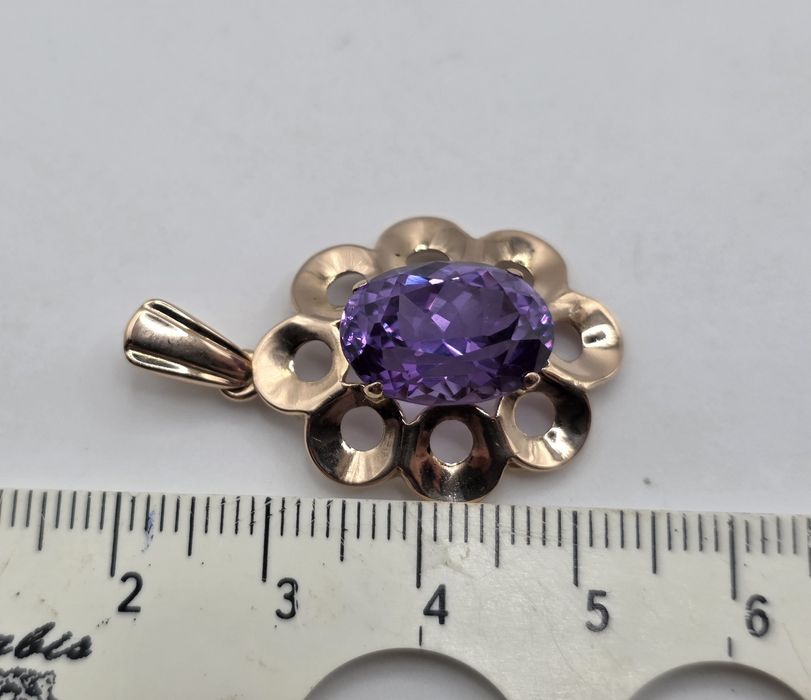 Золотой кулон ссср с александритом