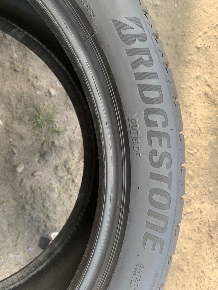 Шини 285/40 R21 пара Bridgestone 2020p літо 6мм