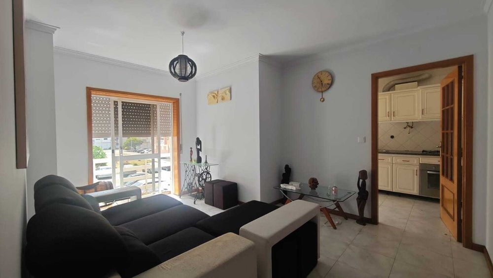 Arrenda-se  apartamento t1