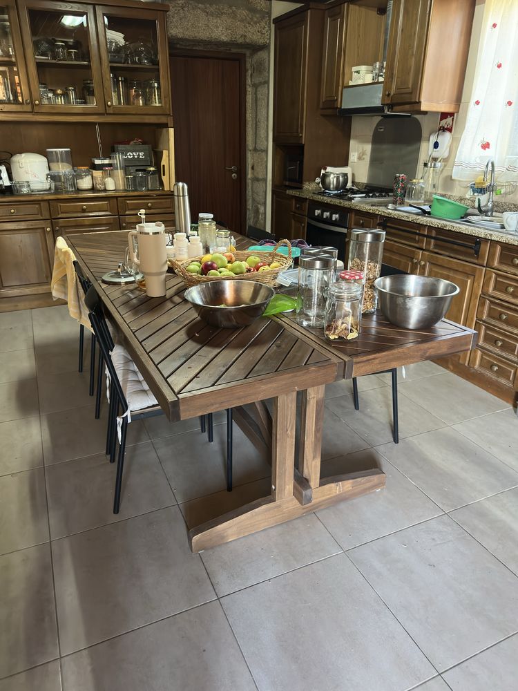 Mesa de sala ou exterior