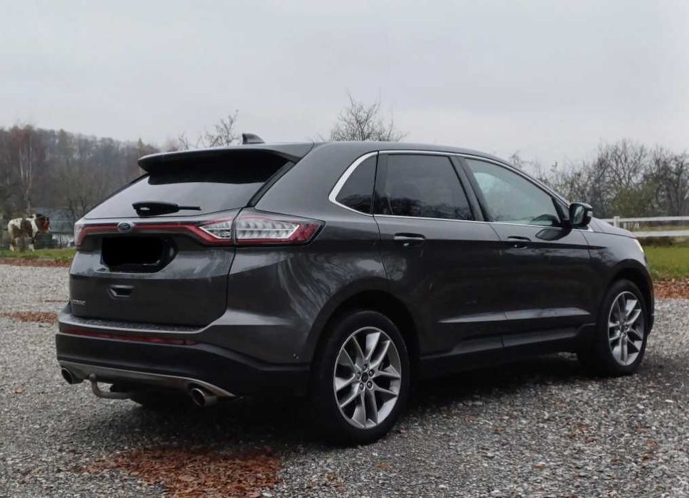 Ford Edge Titanium