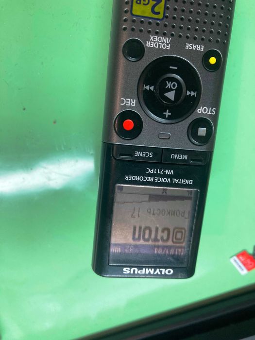 Диктофон Olympus VN-711PC 2GB Grey в идеале