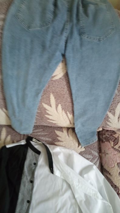 Продам дитячий одяг