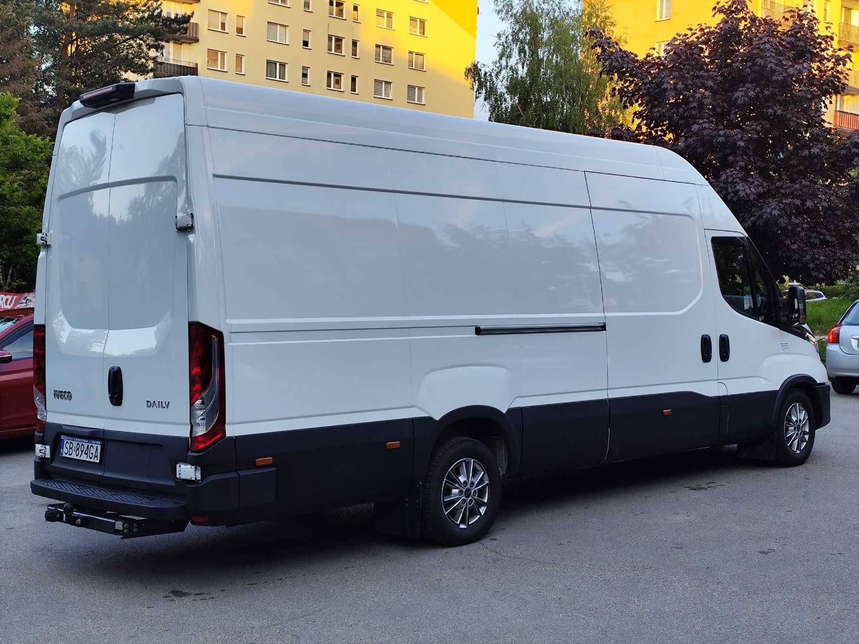 Cesja leasingu Samochód ciężarowy IVECO 35S18HA8 V