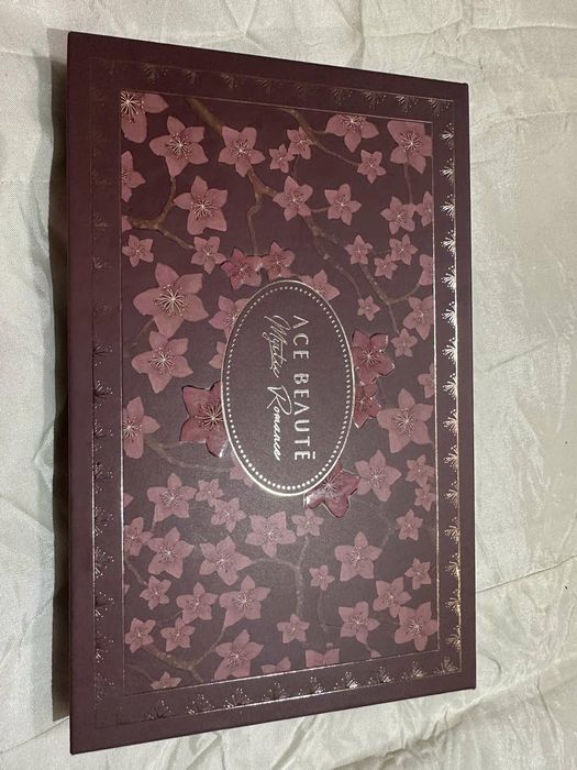 Палетка тіней для повік Ace Beaute Mystic Romance