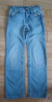 Spodnie jeans R. 146