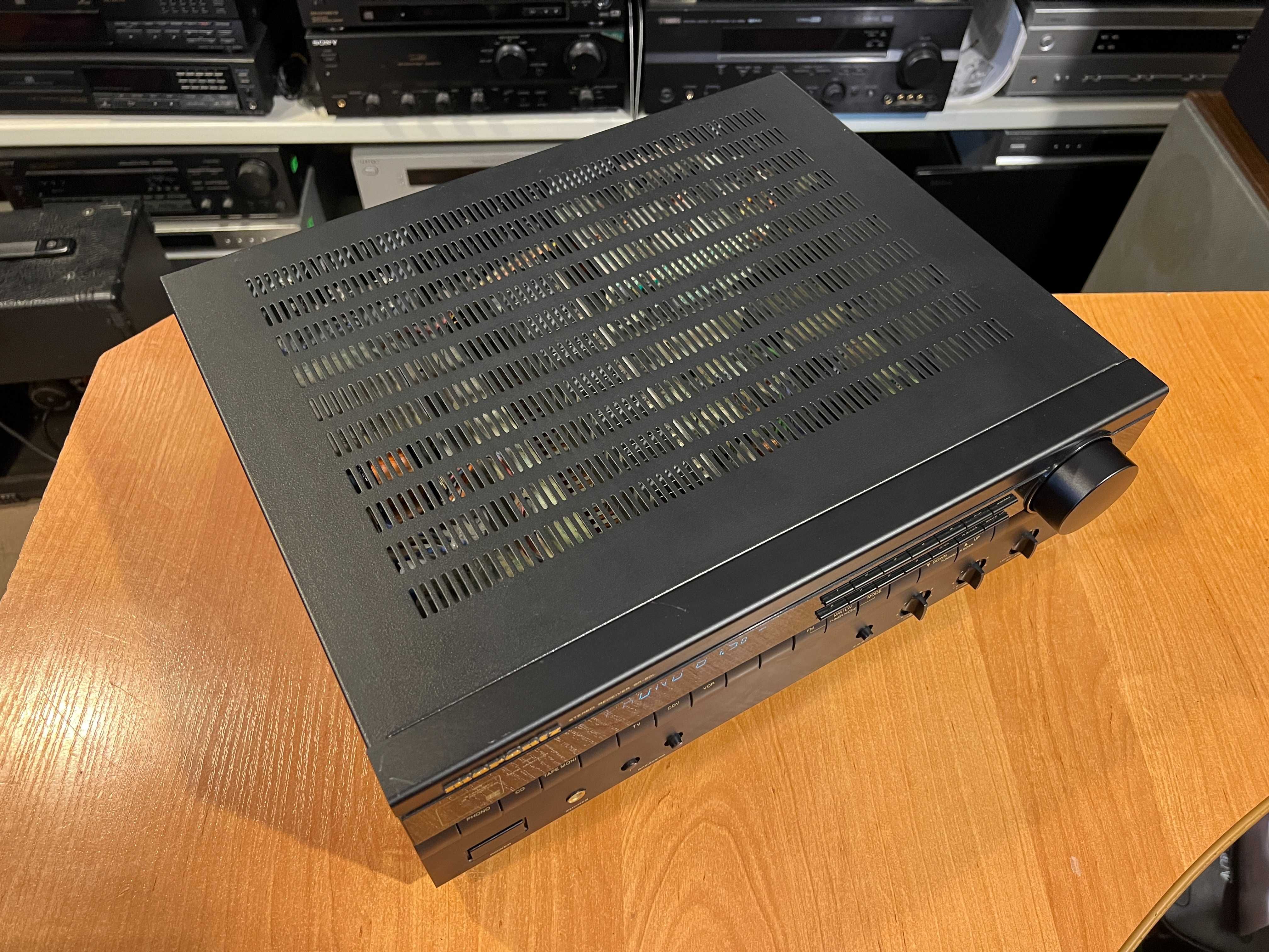 Amplituner stereo Marantz SR-50L Audio Room