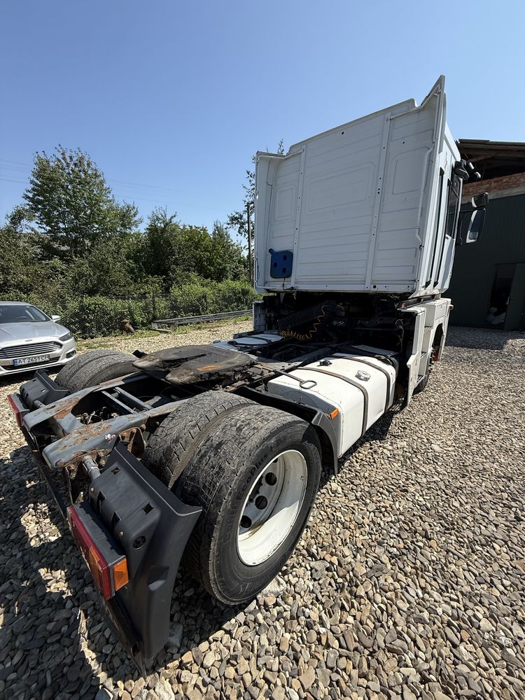 renault magnum 2004 р