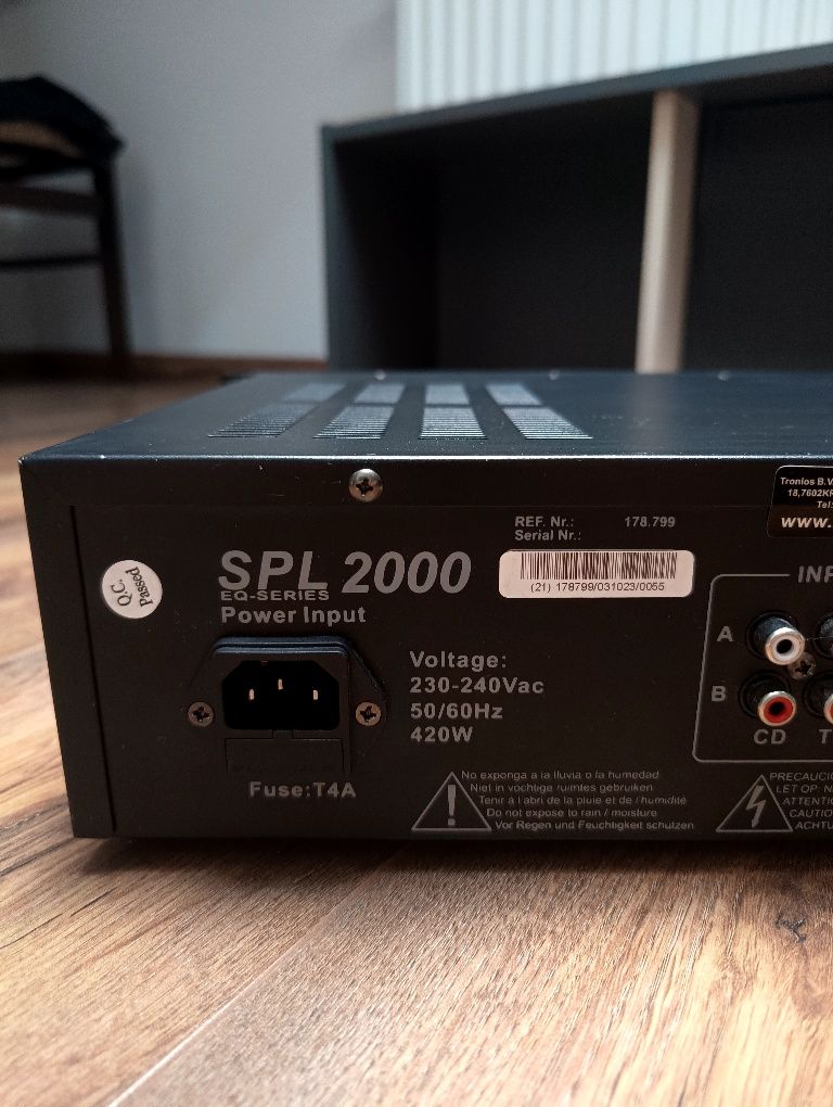 Skytec SPL 2000 Wzmacniacz (końcówka mocy)