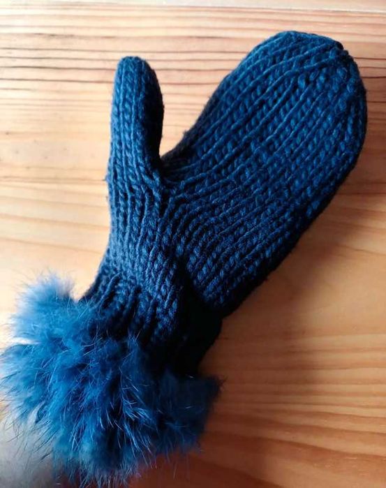 Luvas com pelúcia