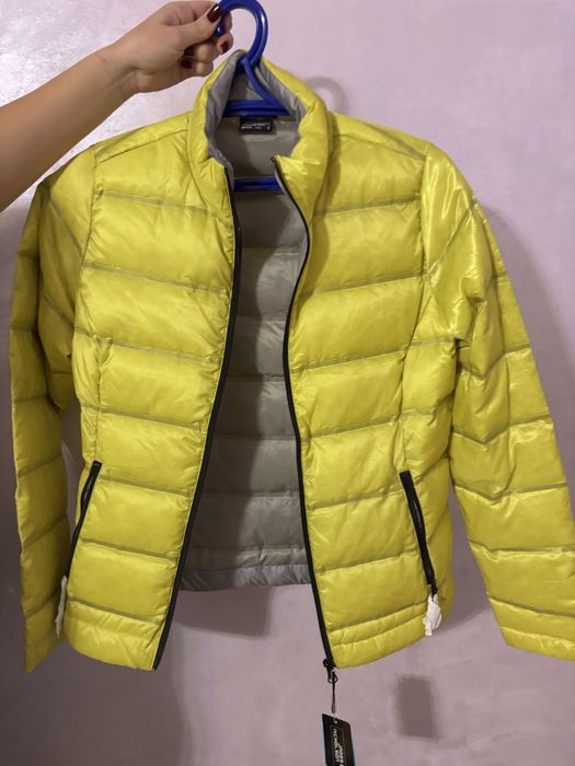 Куртки жіночі James&Nicholson