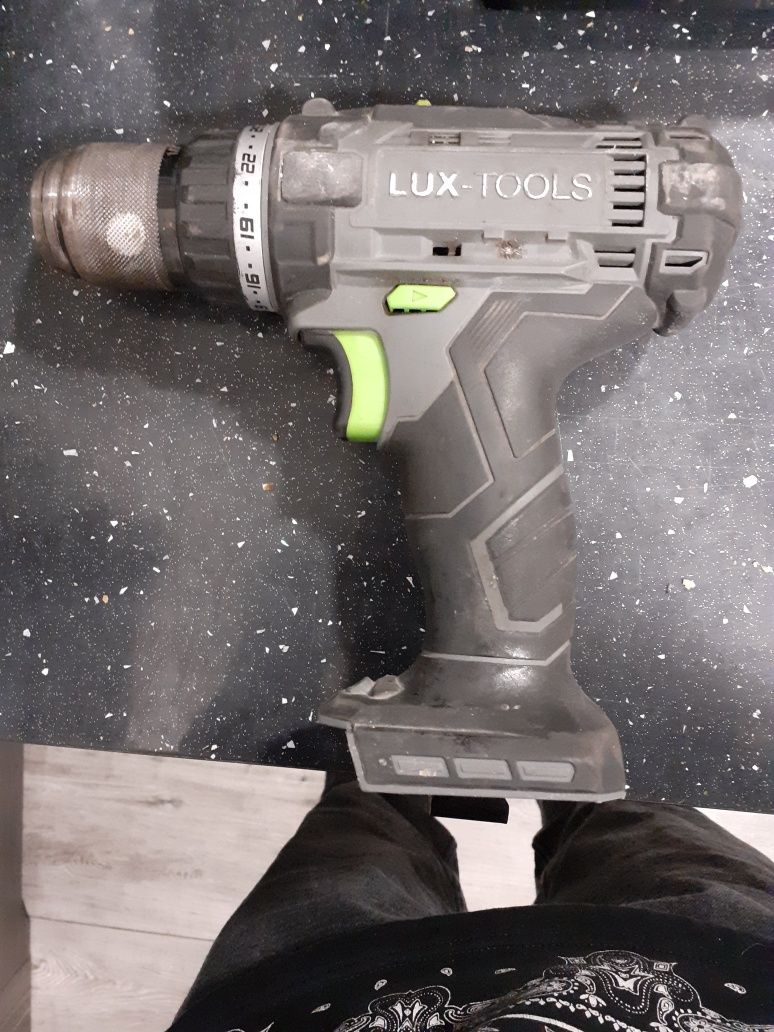 Wkrętarka lux-tools