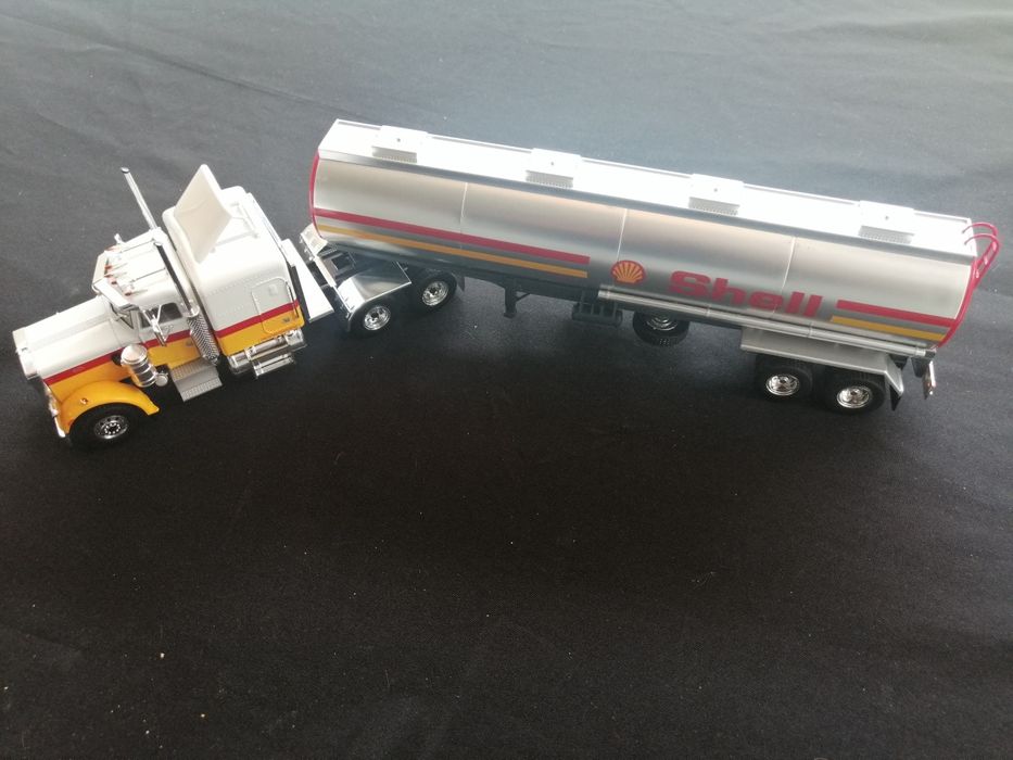 Camiões Americanos escala 1/43 NOVOS