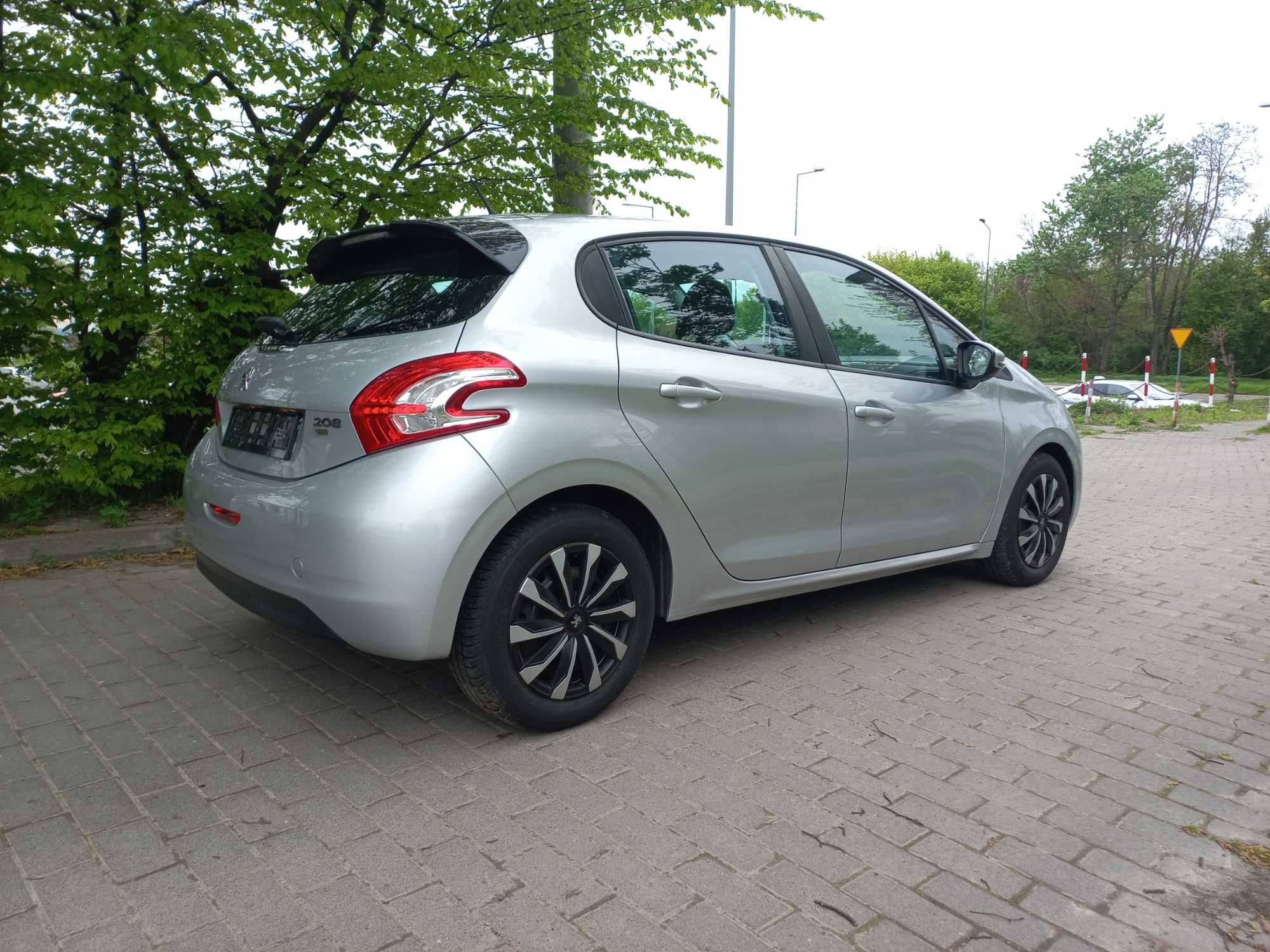 Peugeot 208 1.6  E-HDi ,92 KM,Nawigacja, Klimatyzacja