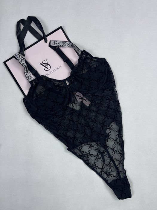 Czarne koronkowe body z kryształkami Victoria’s Secret 80E 80F 85E