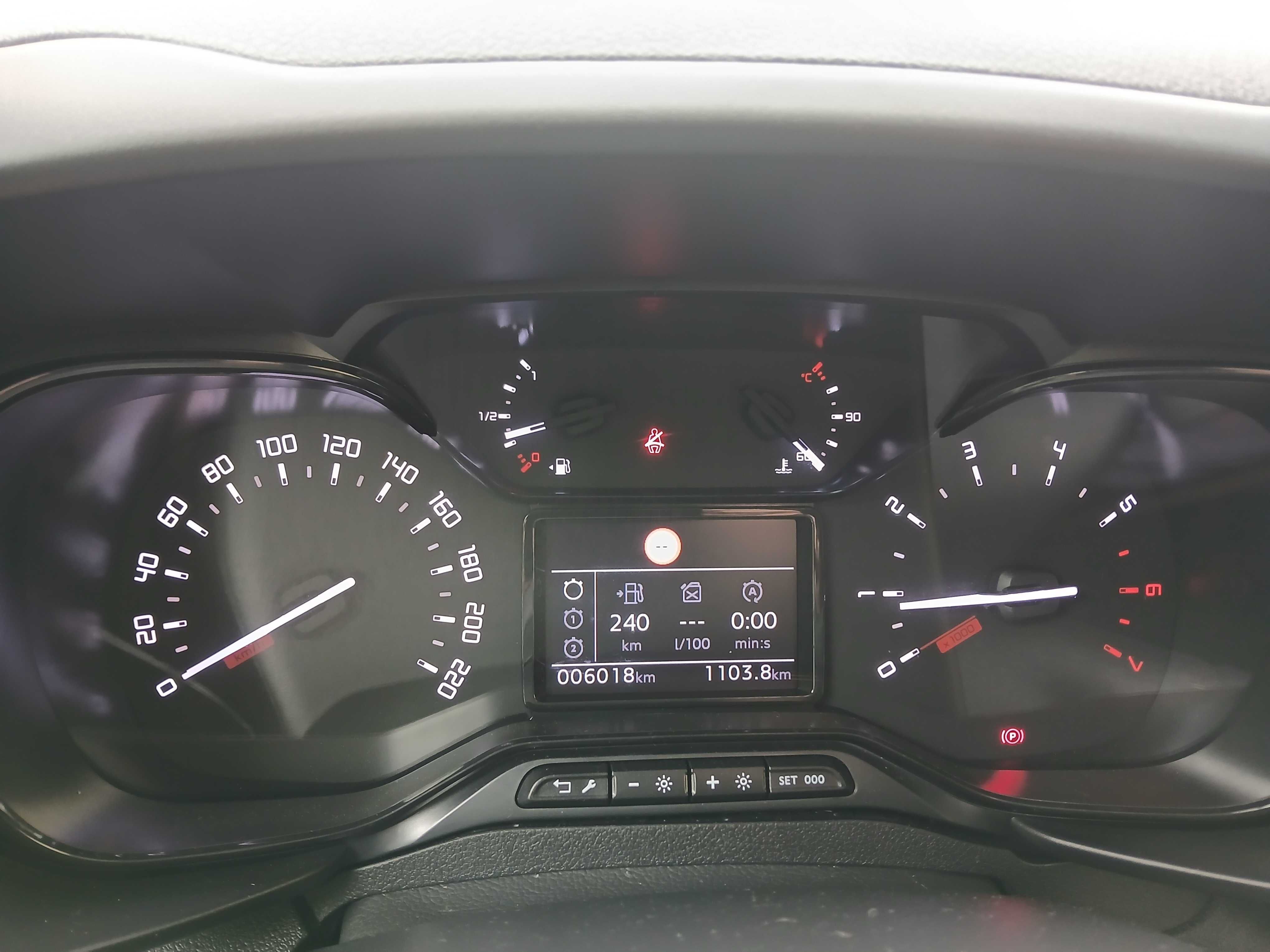 Cesja umowy najmu - Toyota Proace City Verso