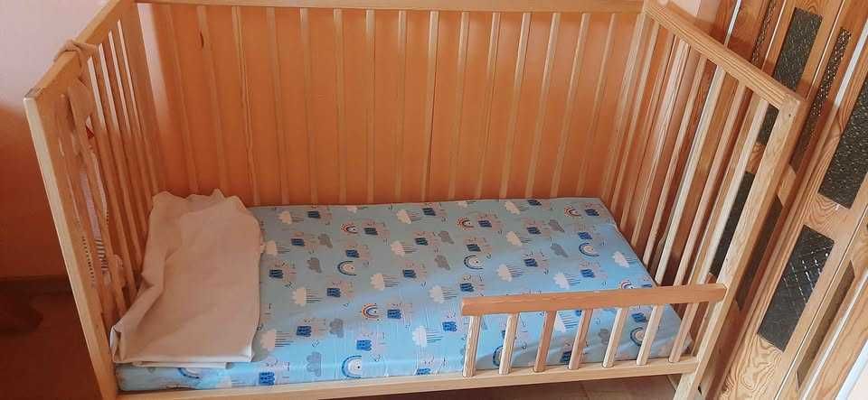 Sprzedam łóżeczko 60x120