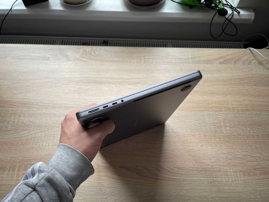 MacBook Pro 14' 2021р. M1 Max / 32 GPU / 32Gb RAM_1000gb SSD_ 8 циклів