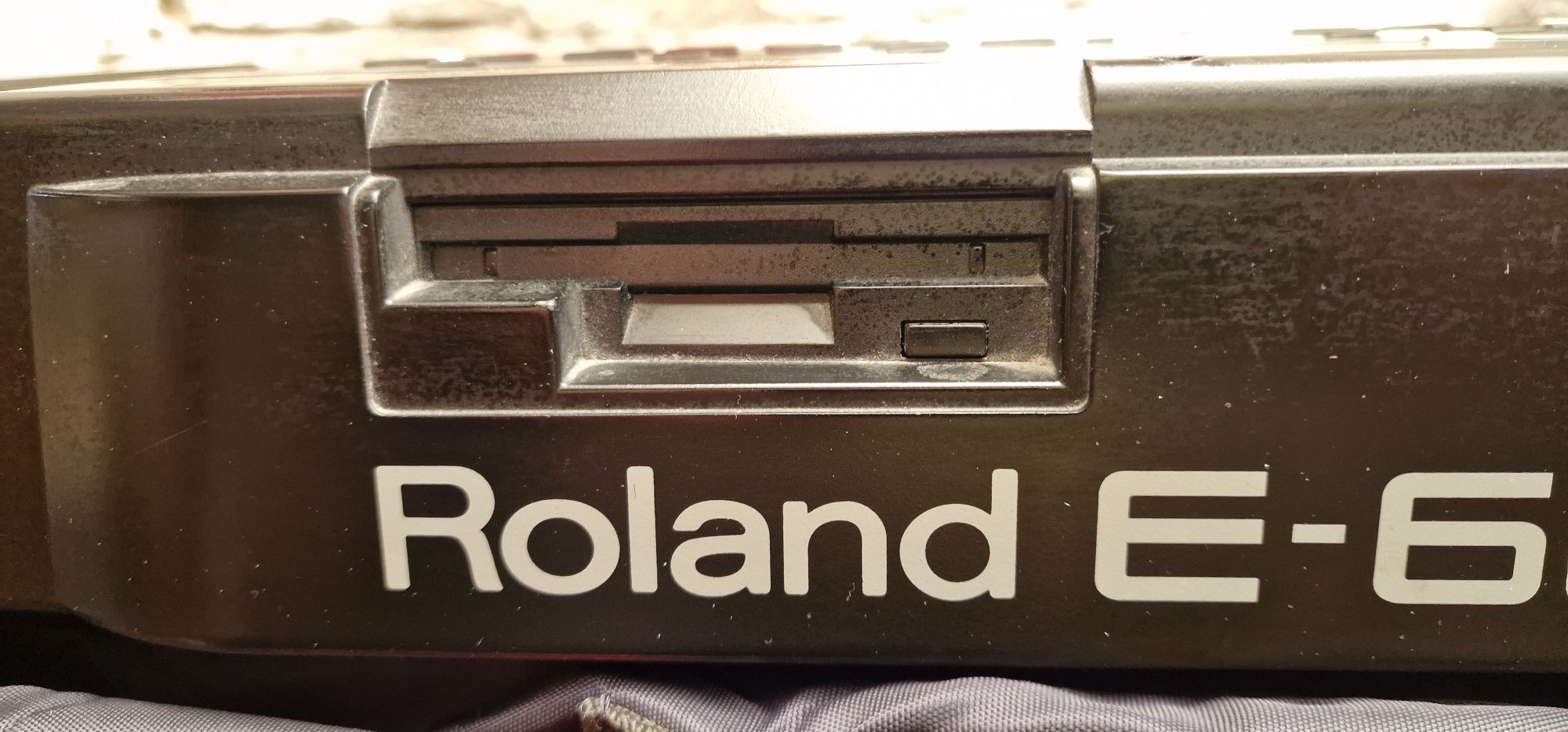 Keyboard Roland E68 sprzedam