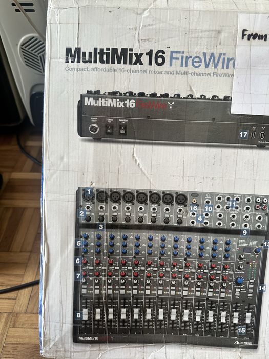 Mesa de Mistura Alesis Multimix 16 firewire