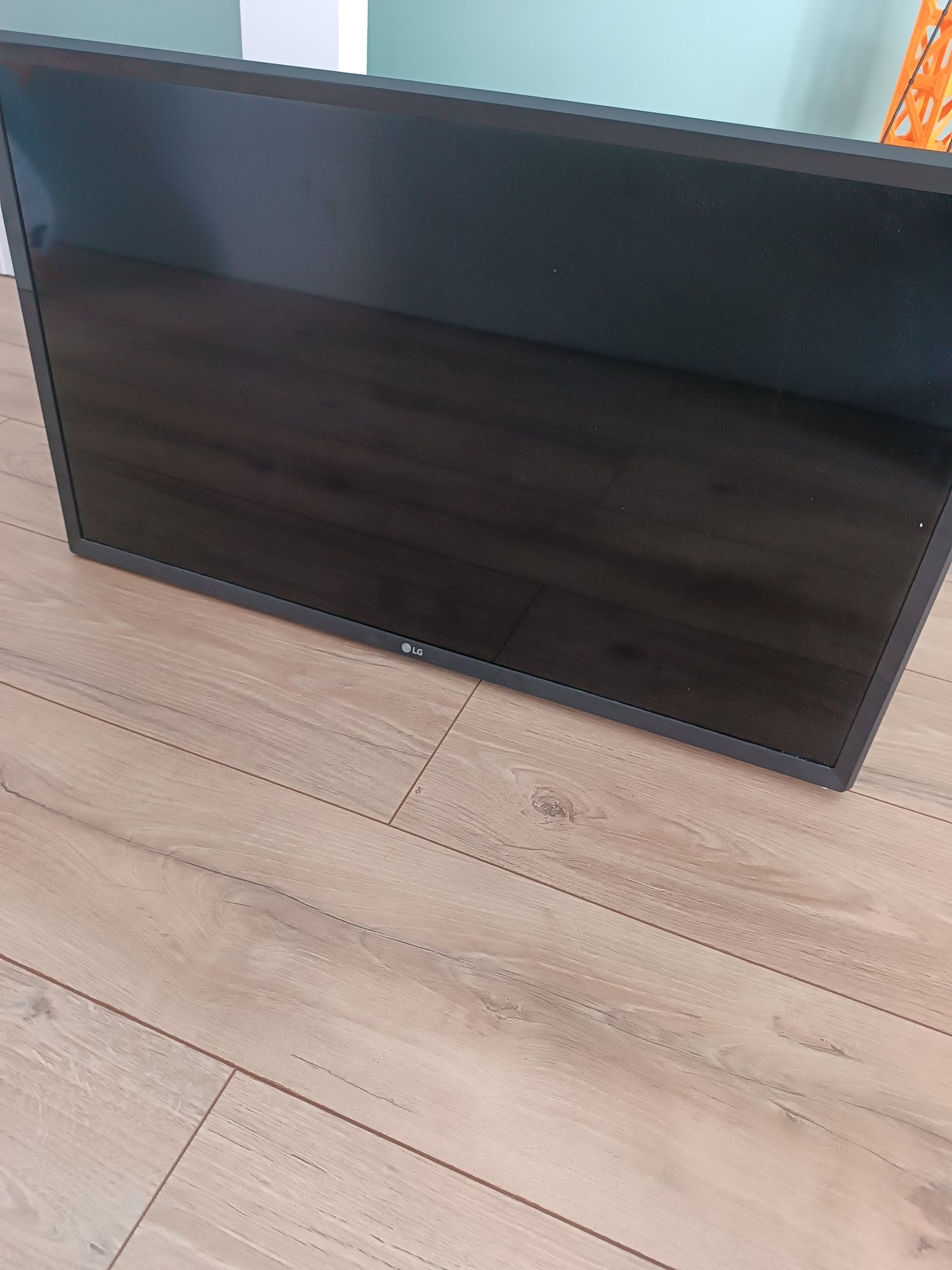 Telewizor LG LED TV 32"