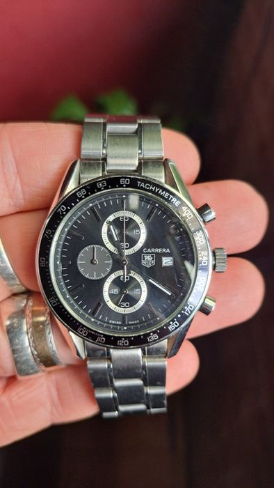 Relógio cronógrafo em aço.