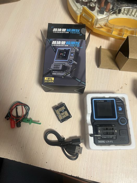 FNIRSI LCR-P1 — вимірювач електронних компонентів | Як новий