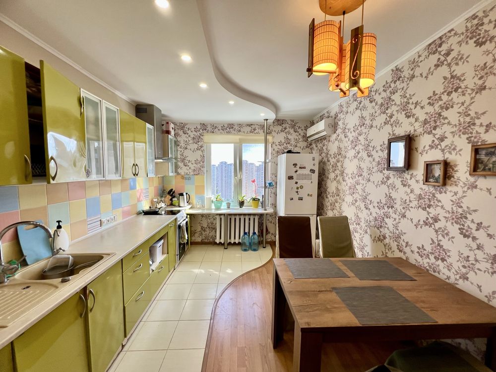 Продаж 3х кімнатної квартири,Урлівська 34,Осокорки,Позняки, генератор