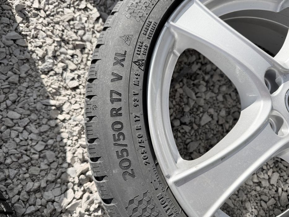 Z28*Koła Alu Zima Skoda Octavia,Superb*5x112*6jx17*ET48*205/50/17*22r