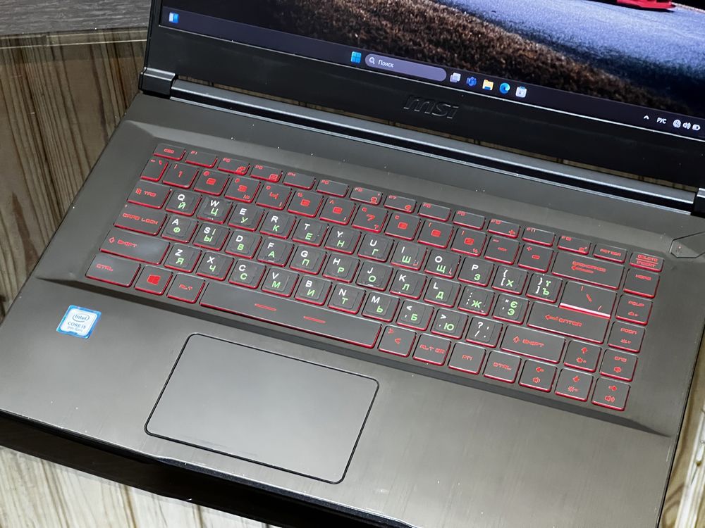 MSI Gaming 15, RTX2060, 120hz, core i5