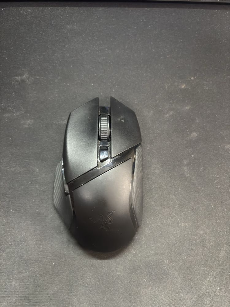 Myszka Razer Basilisk X Hyperspeed uszkodzona
