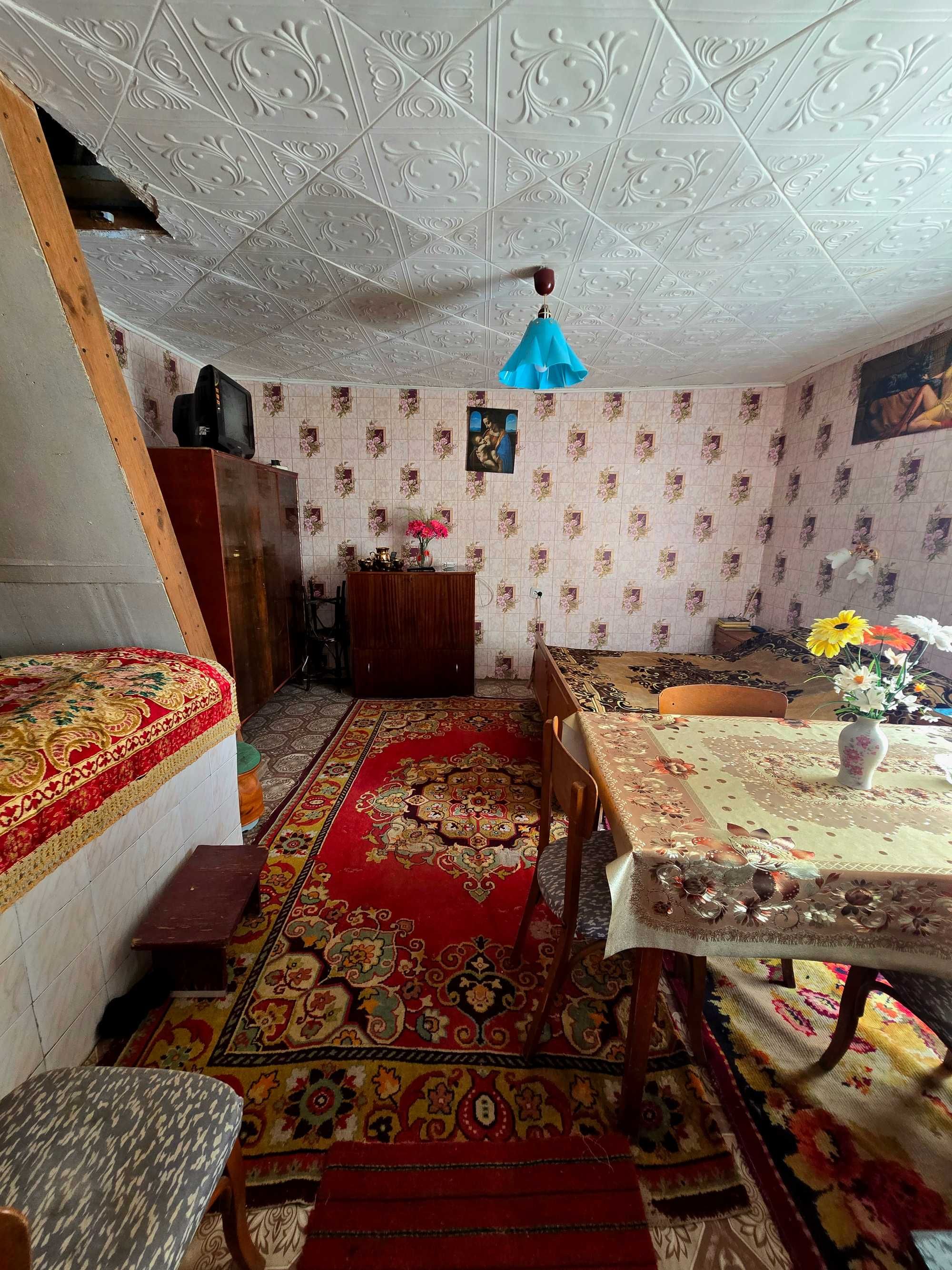 Продаж дачі в с.Черкас поруч з лісом
