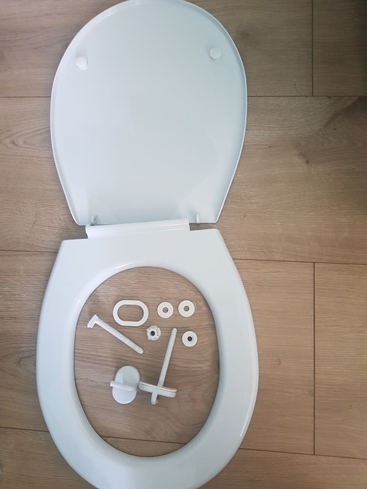 Plastikowa  deska sedesowa  WC